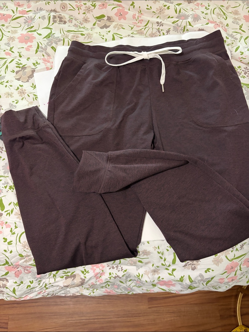Womens Zyia unwind Jogger Pants - brownish maroonish color.